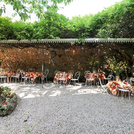 La Roseraie Lodeve Bagian luar foto